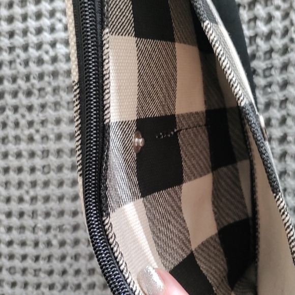 Pouch Wristlet Tablet holder - Picture 3 of 4